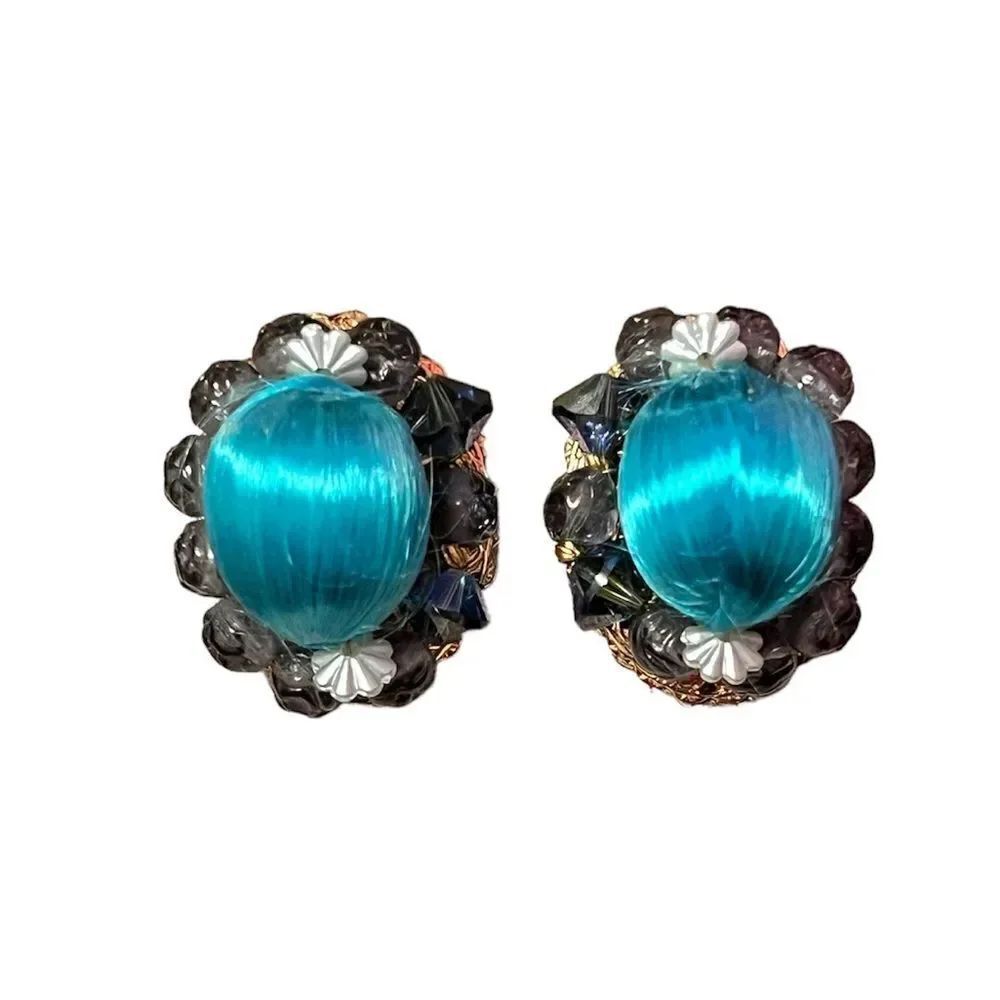 Rare Vintage Unique Teal And Gray Clip On Earrings